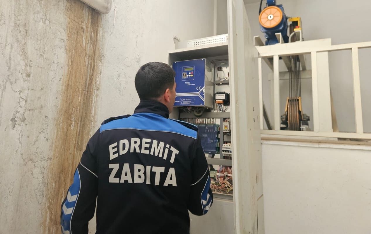 Edremit’te Güvenli Olmayan Asansörler Mühürlendi! (2)