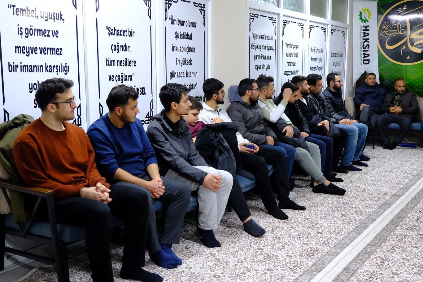 Haksi̇ad Van Şubesi Öğrencilerle Iftarda Buluştu (11)