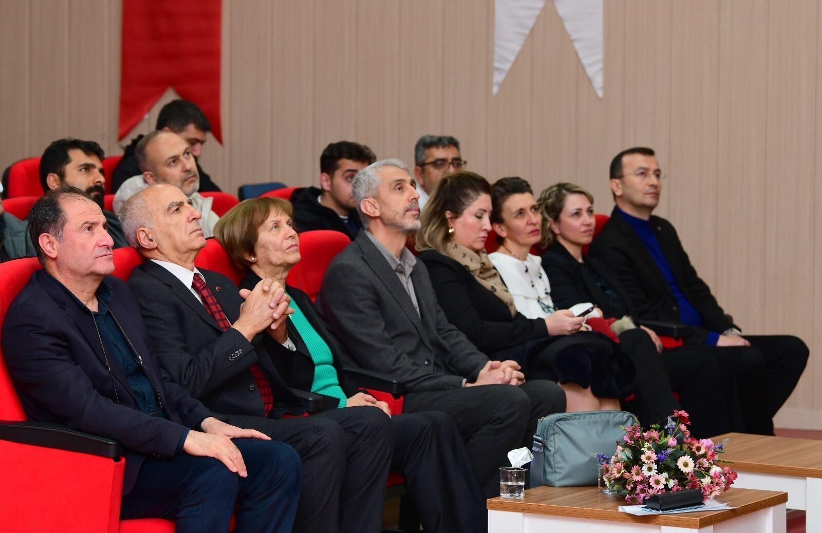 Van Yyü’de Yeşil Enerji Zirvesi 4