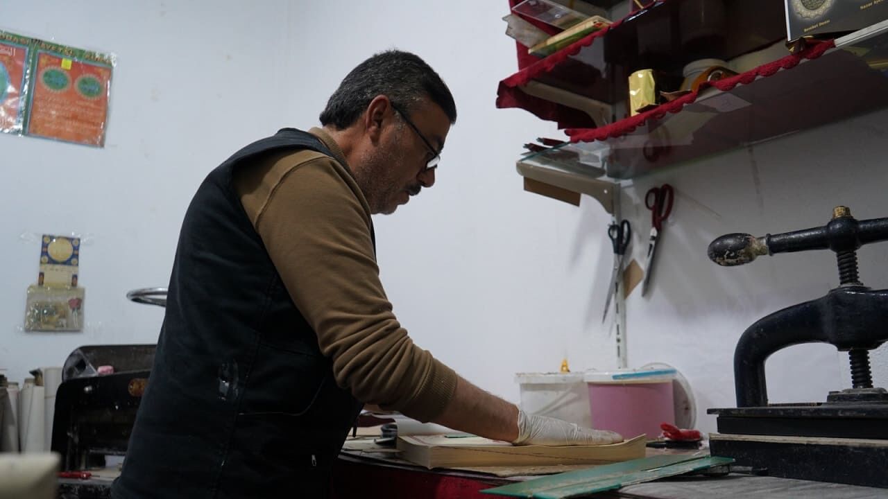 Van’da Bir Meslek Yok Olmak Üzere! Son Mücellit Zamana Direniyor (2)