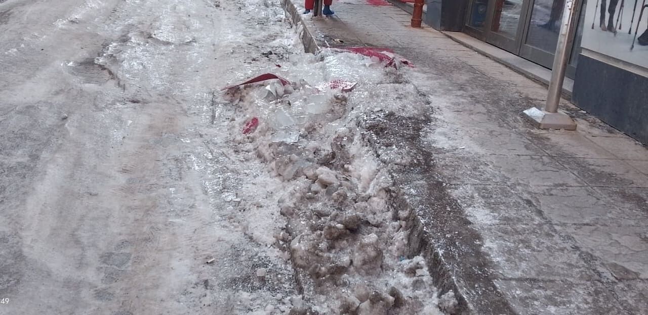 Van’da Hastane Yolu Tehlike Saçıyor! (1)-1