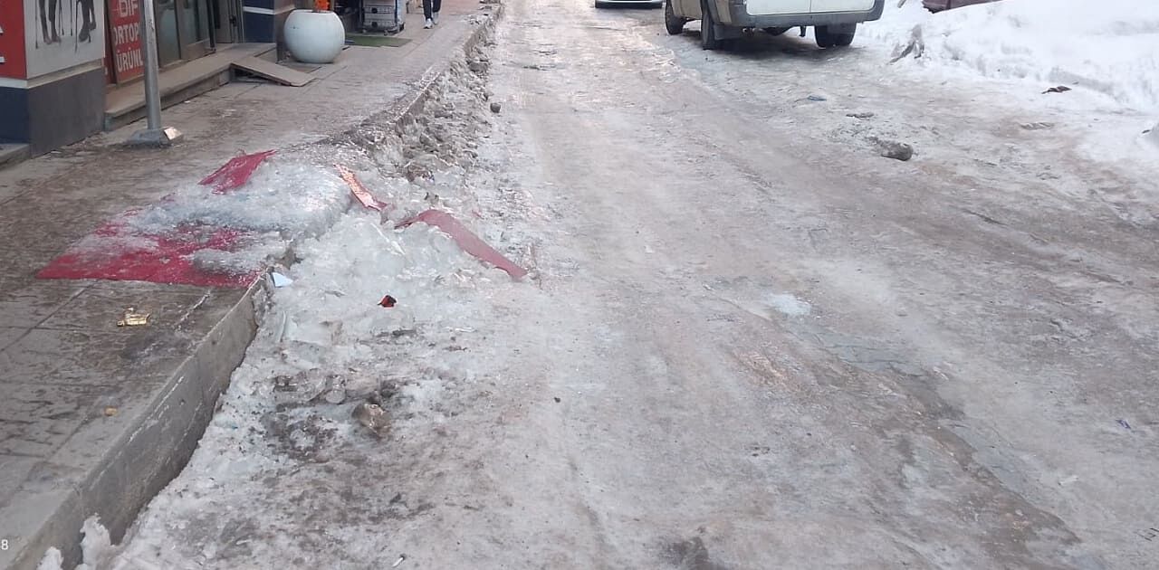 Van’da Hastane Yolu Tehlike Saçıyor! (2)-1