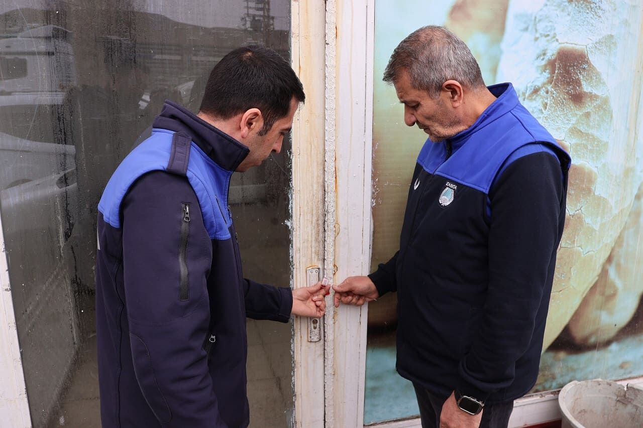 Van’da Hijyen Kurallarına Uymayan Fırın Mühürlendi! (4)