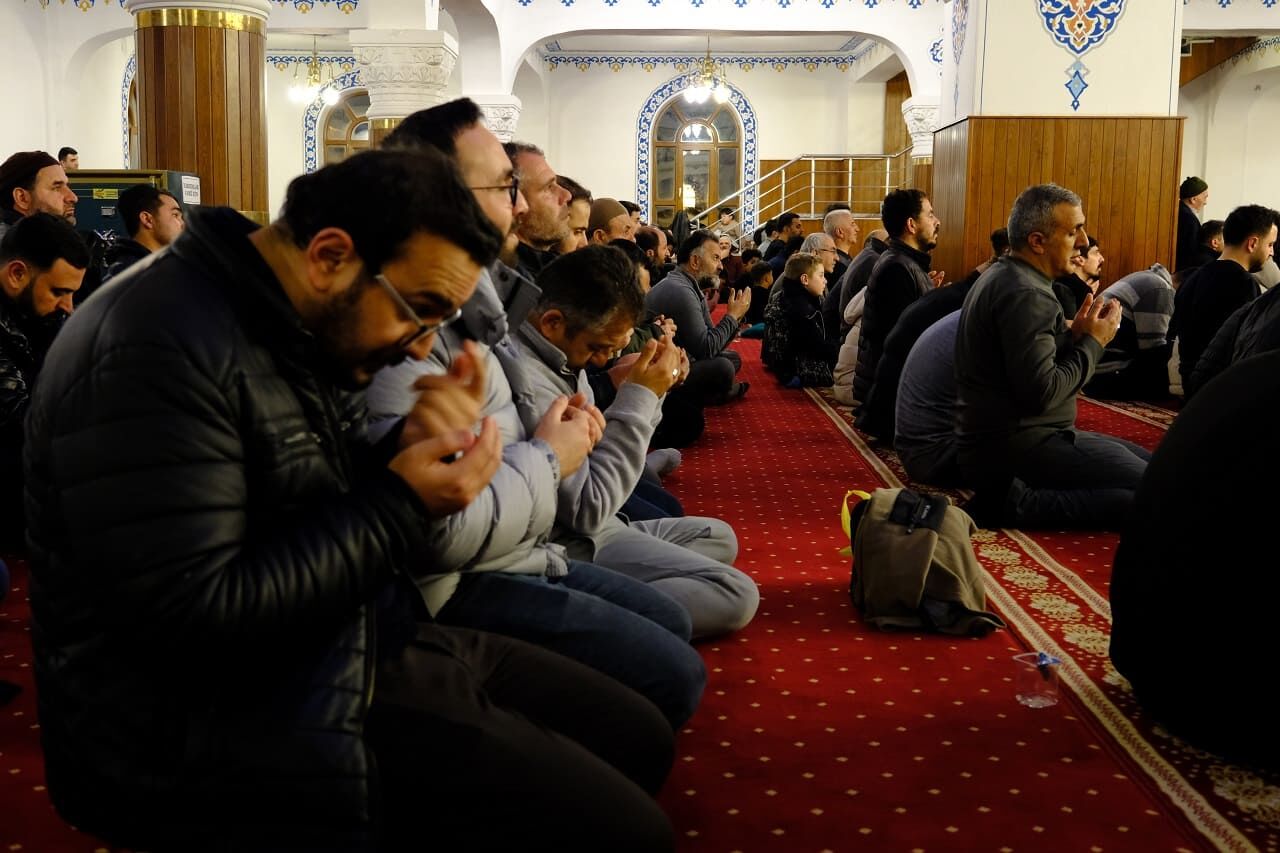 Van’da Kadir Gecesi'nde Camiler Doldu Taştı (37)