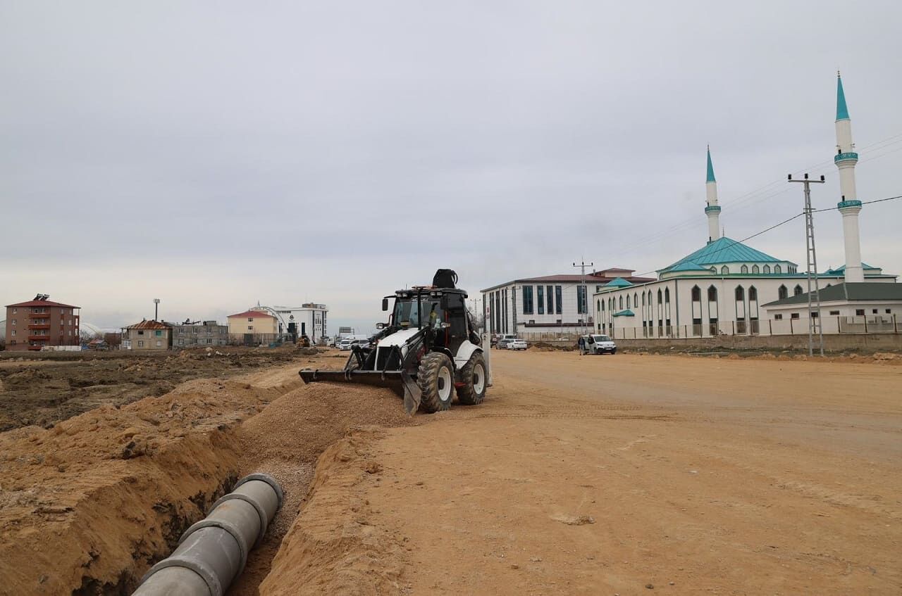 Van’da Trafiği Rahatlatacak 1.7 Kilometrelik Yeni Yol! (1)