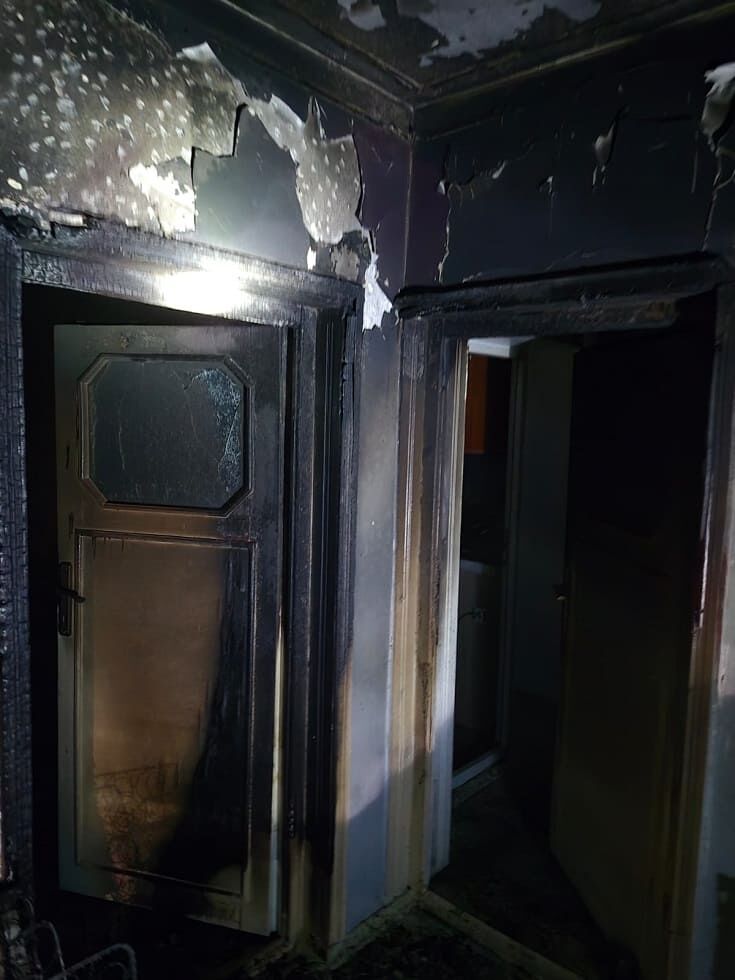 Van’da Yangın Paniği Ev Kullanılamaz Duruma Geldi! (3)