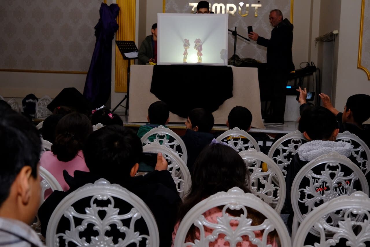 Van’da Yetim Aileler Ile Hayırseverler Aynı Sofrada Buluştu! (22)