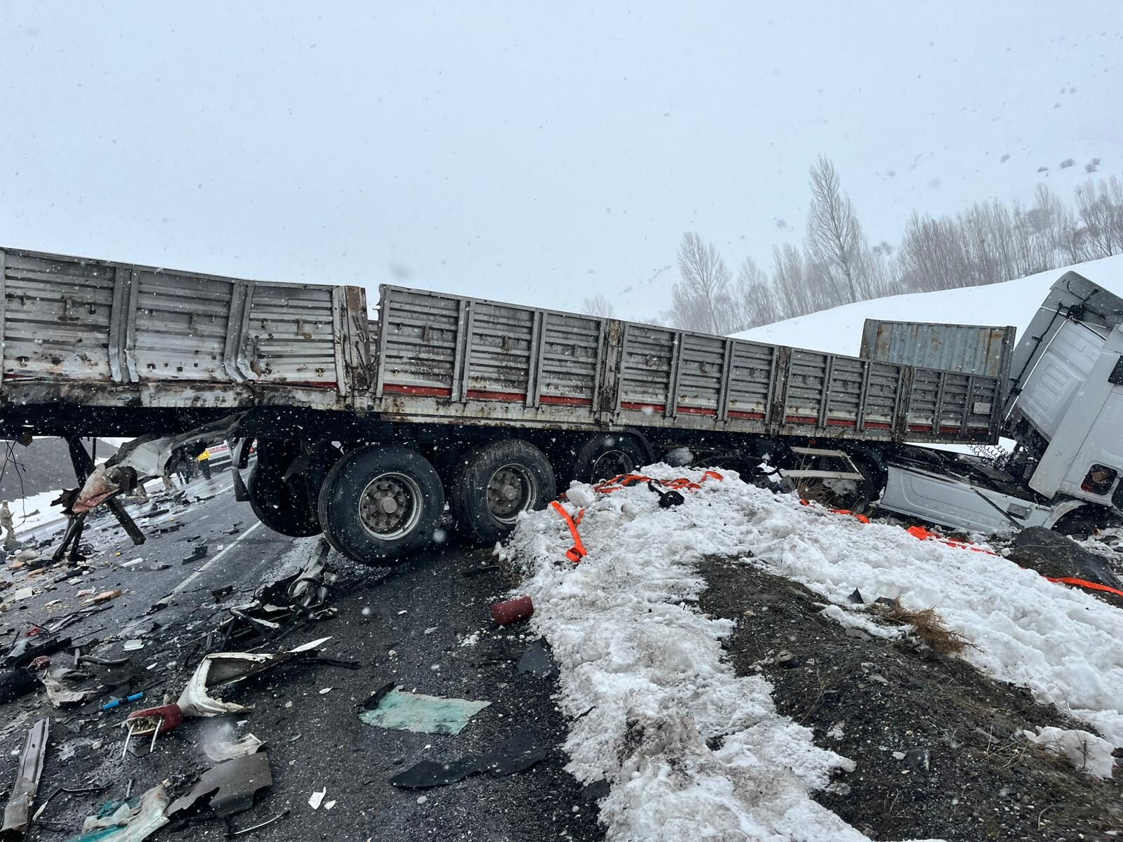 Whatsapp Image 2026 03 14 At 21.53.46 (1)