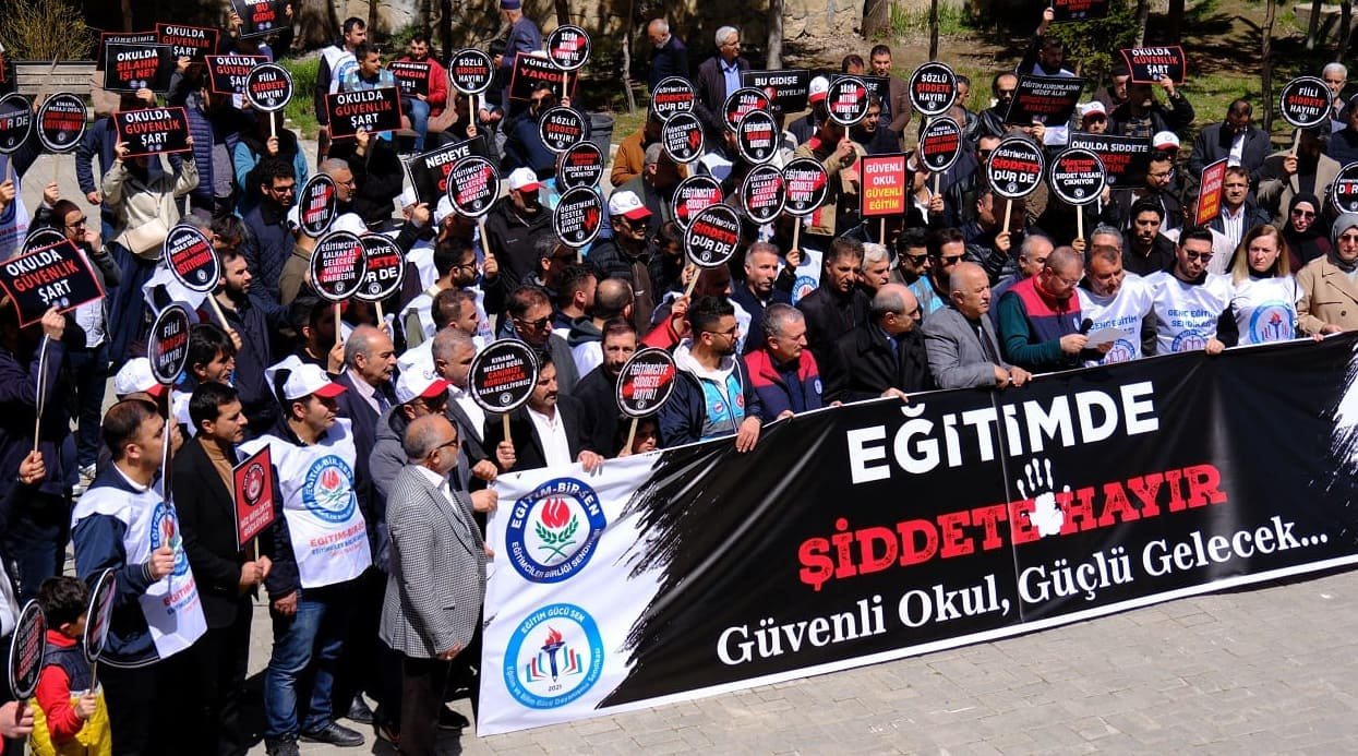 Eğitimde Şiddete Karşı Van’dan Ortak Tepki (16)