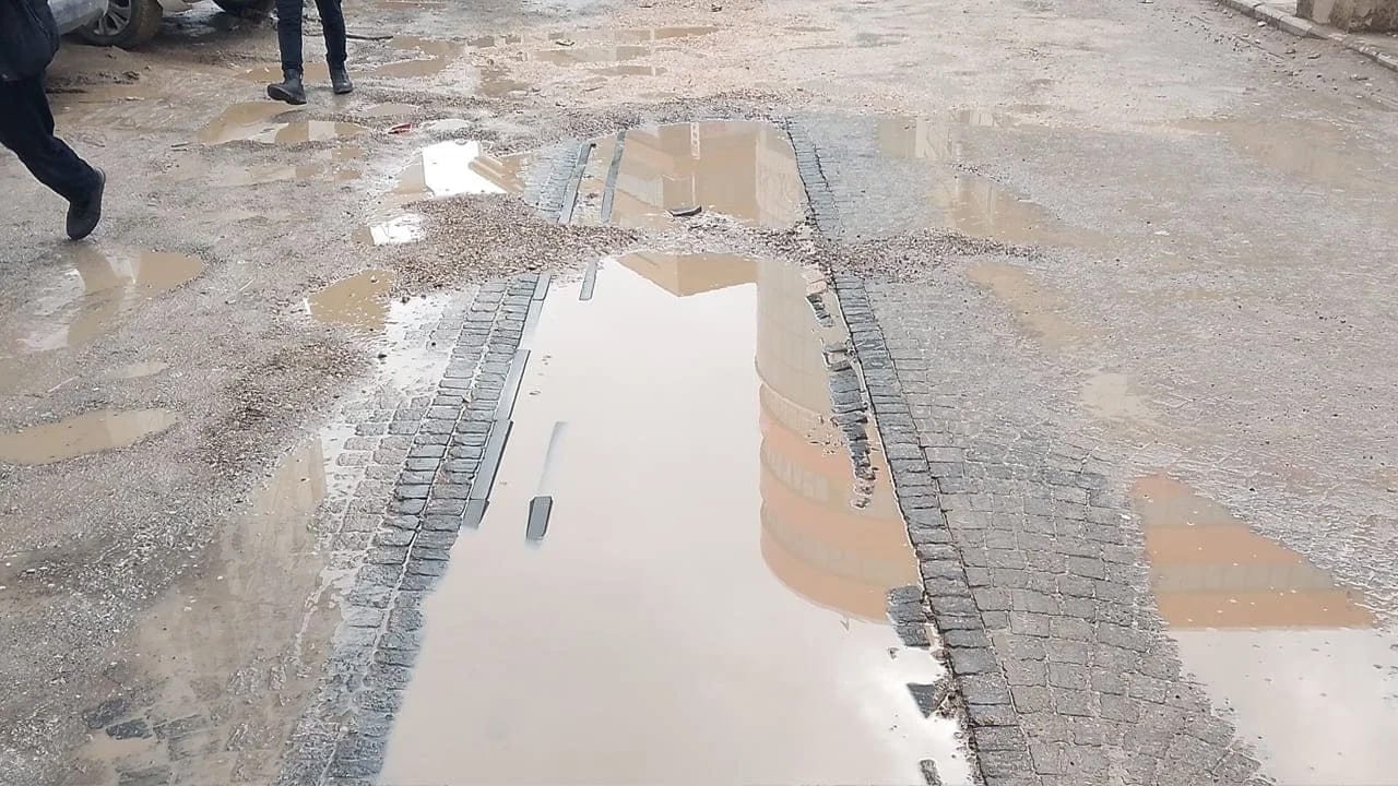 İpekyolu Belediyesi, Aylardır Görmezden Geldiği Sorun Için Harekete Geçti (3)