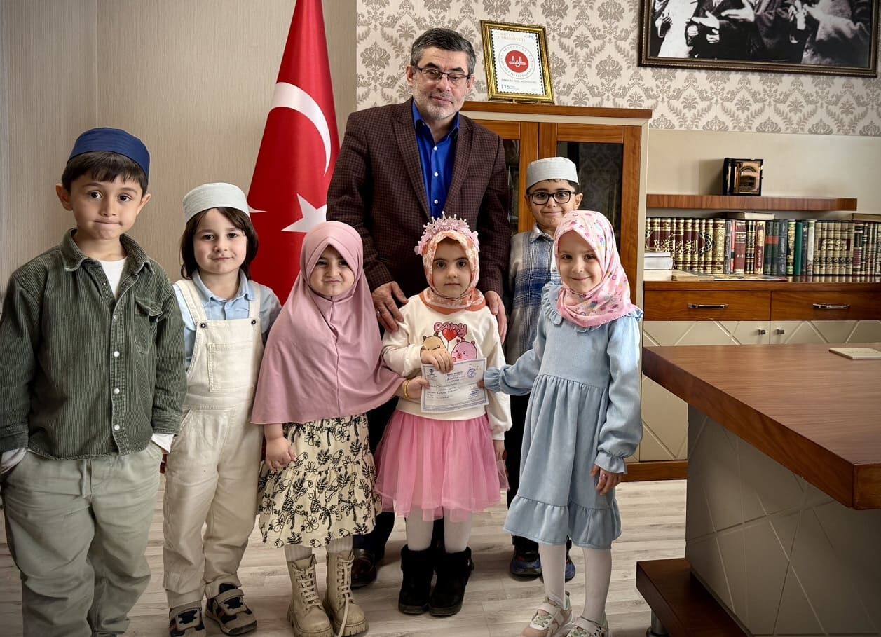 İpekyolu'nda Minik Yüreklerden Büyük Yardım (1)