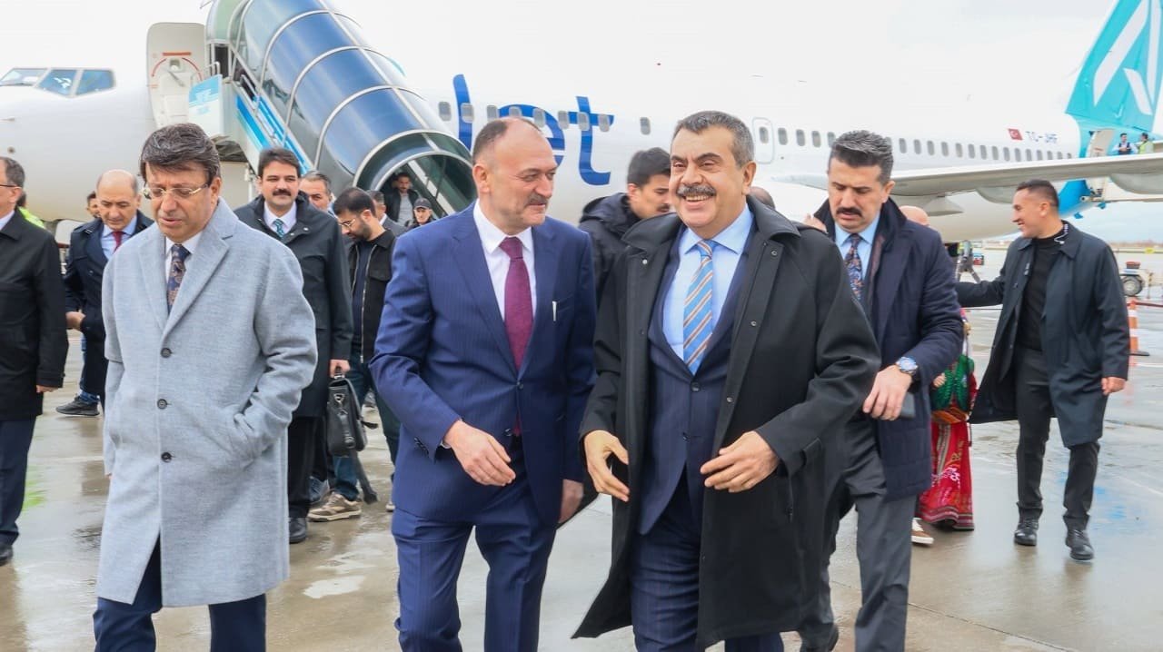 Milli Eğitim Bakanı Tekin Van’da (3)