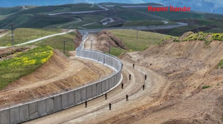 MURADİYE İLÇESİNDE 16 KM' LİK ALANDA YOL YAPIM İŞİ