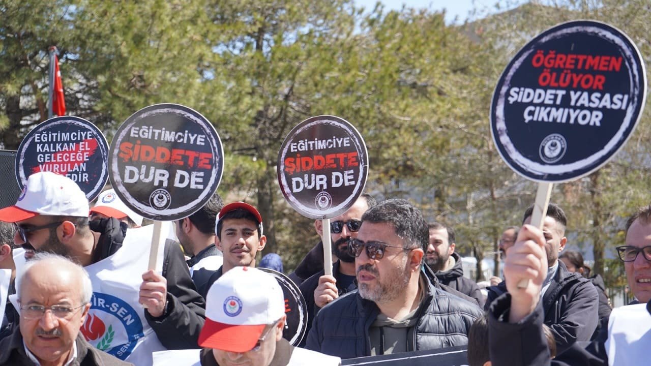 Okul Saldırıları Van’da Kınandı (2)