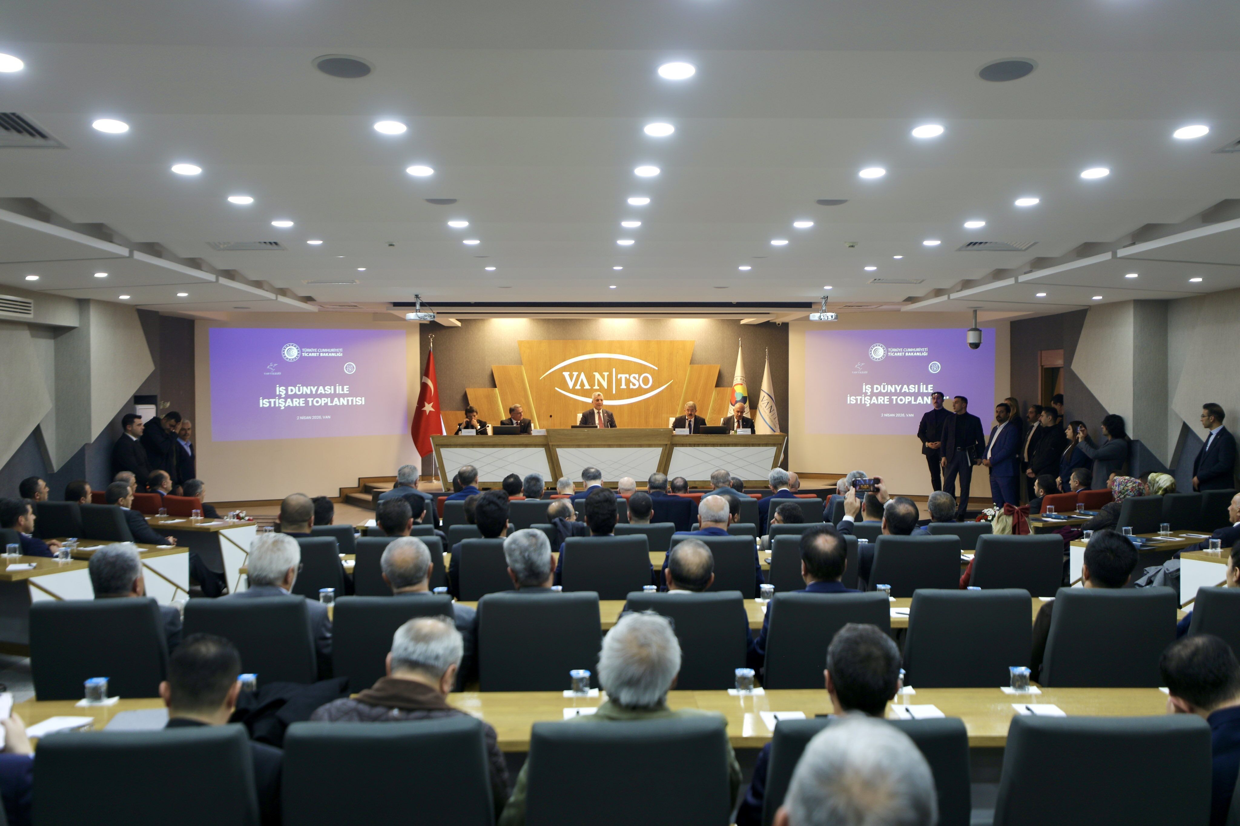 Ticaret Bakanı Bolat Van’da Müjdeyi Açıkladı Esnafa 100 Milyon Tl Kredi Desteği! 1