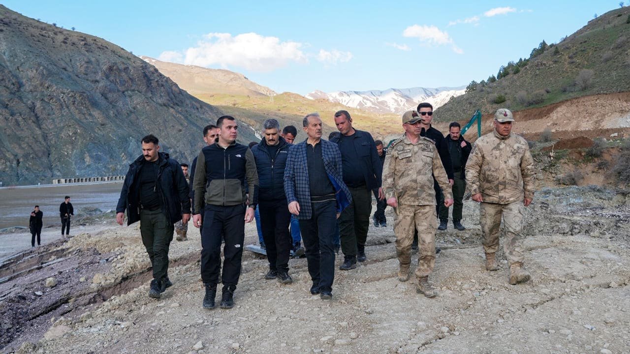 Van Hakkari Karayolunda Son Durum! (1)