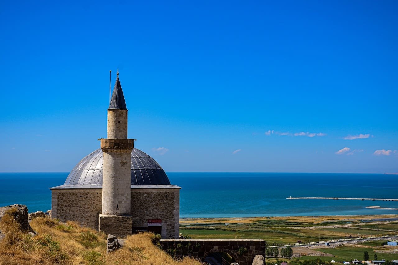 Van Süleyman Han Cami