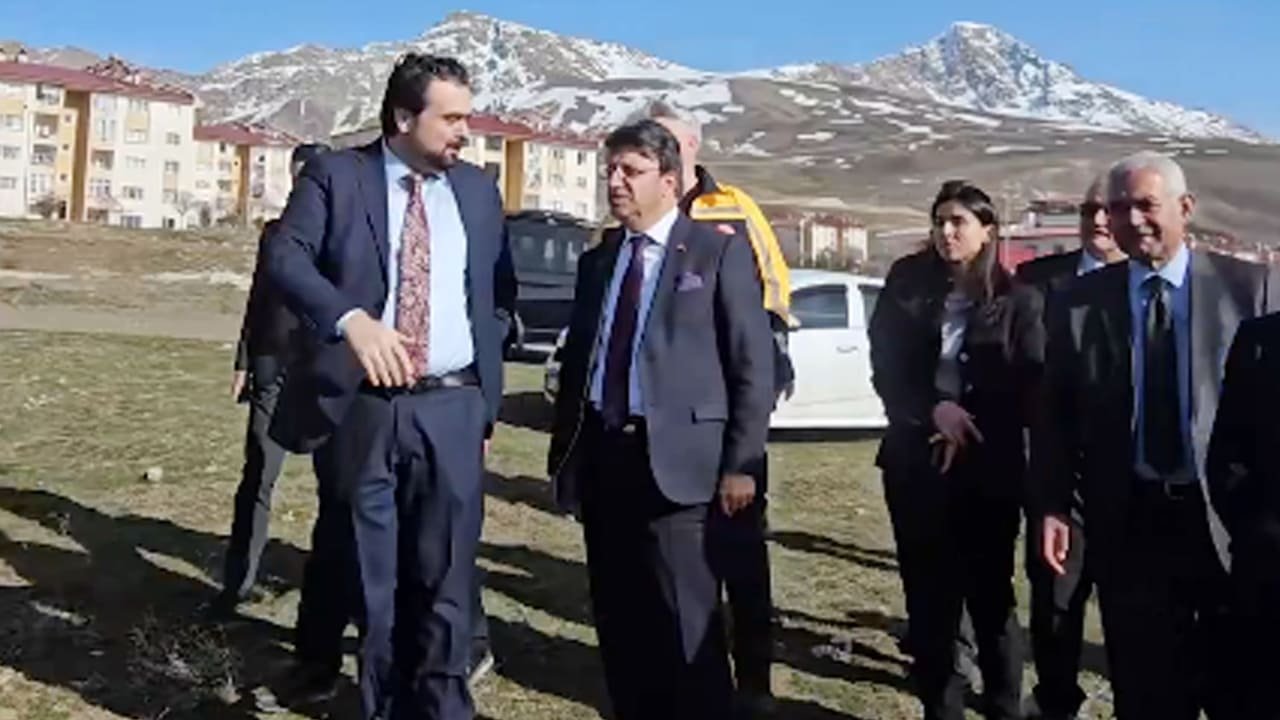 Van’da 150 Yataklı Yeni Hastane Için Ilk Adım Atıldı (1)