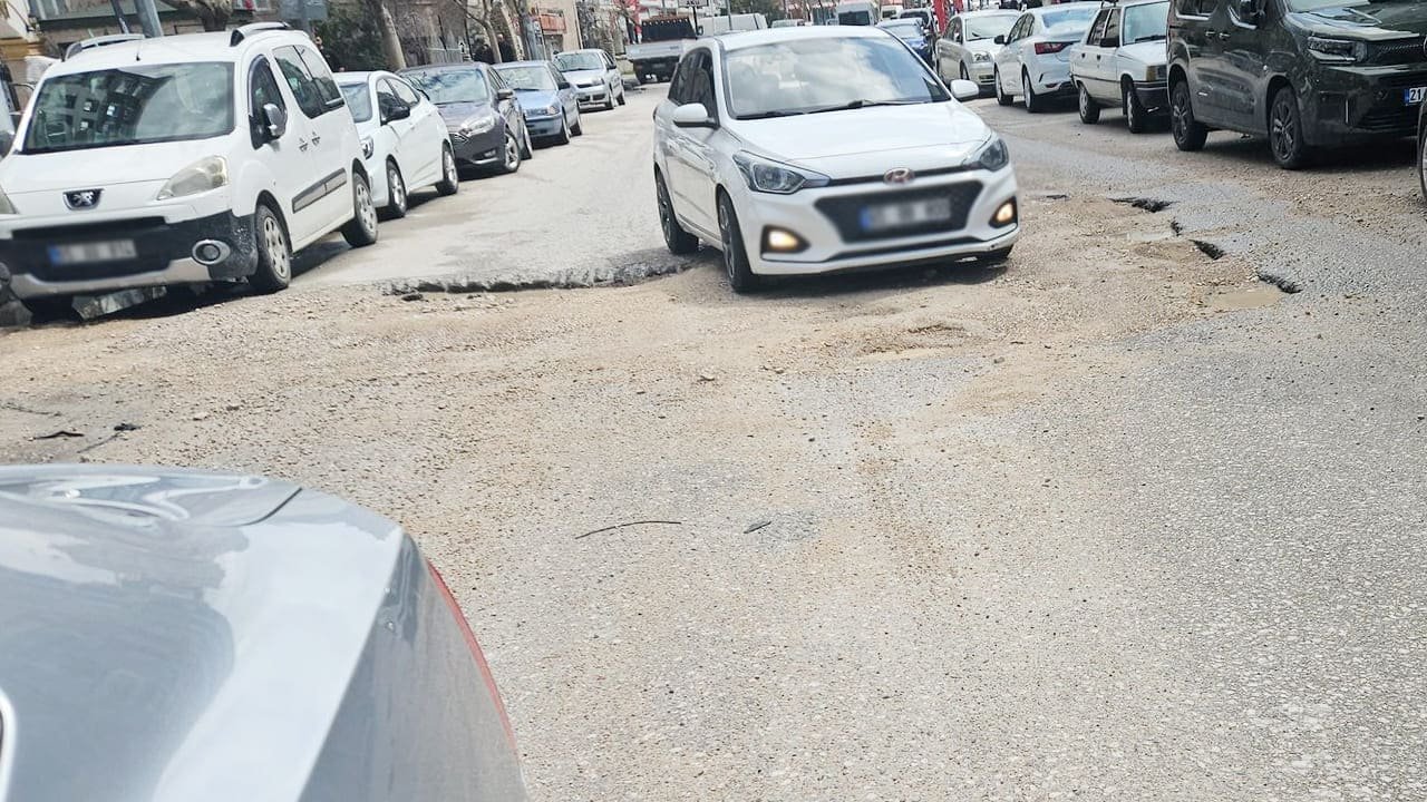 Van’da Alt Yapı Ve Üst Yapı Çöktü (2)