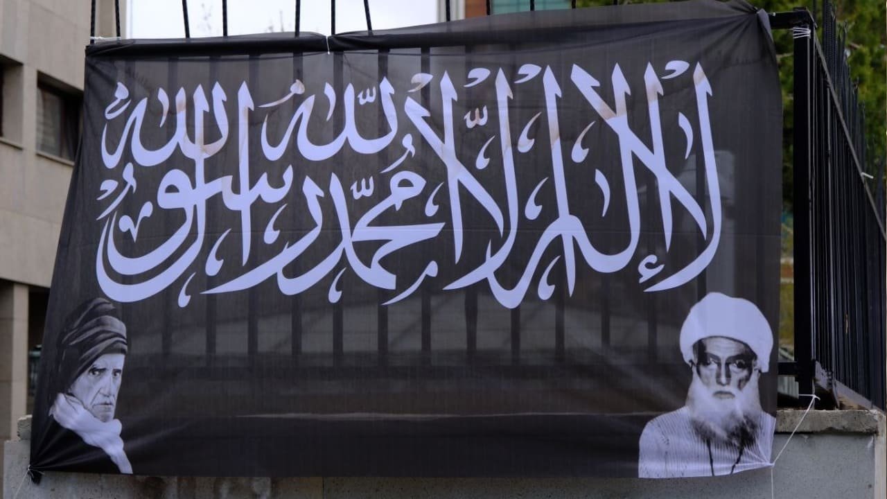 Van'da Binlerce Kişi Muhammed I Sevda Için Meydanlara Indi (3)