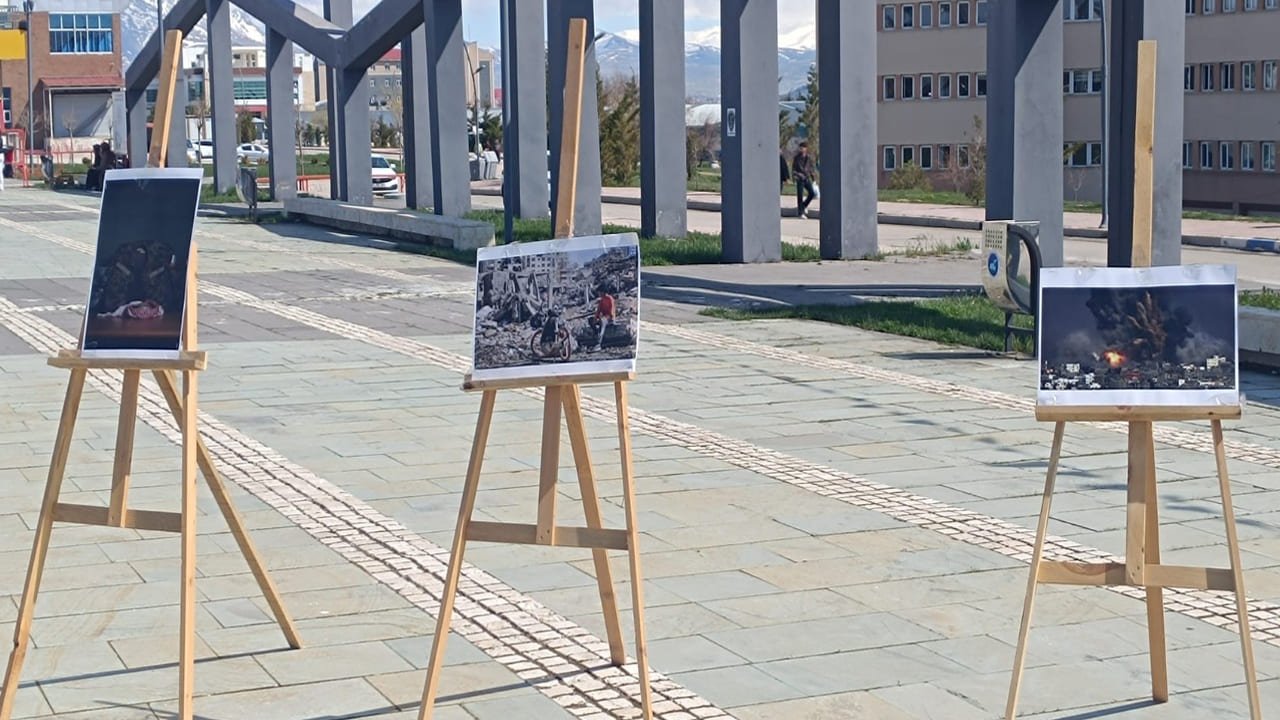 Van’da Gazze Resim Sergisi Düzenlendi (4)