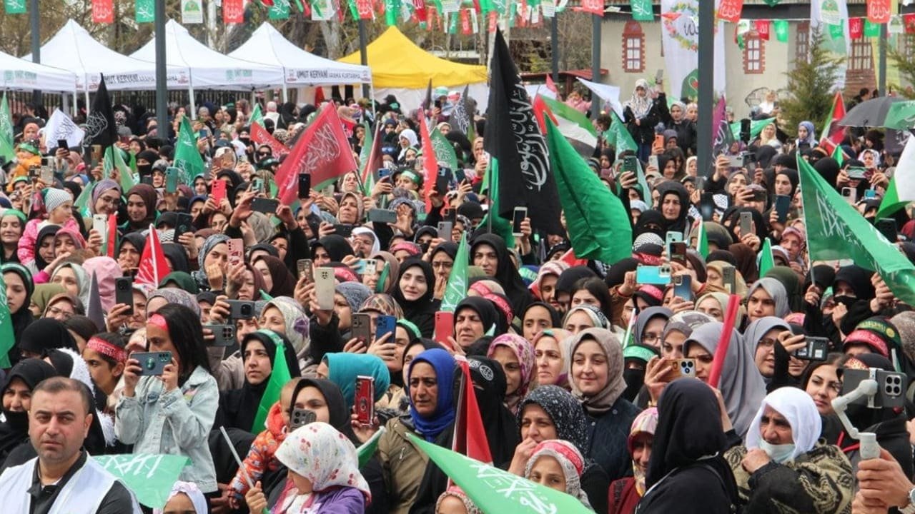 Van’da Mevlid I Nebi Mitingi Manevi Atmosfer Fotoğraf Karelerine Yansıdı