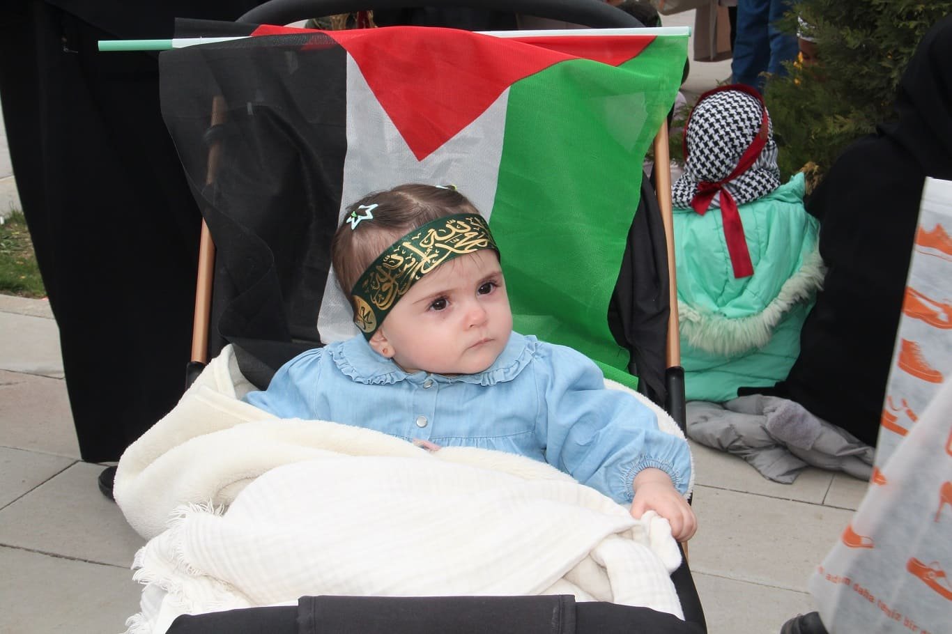 Van’da Meydanı Dolduran Çocukların Peygamber Sevgisi… (19)