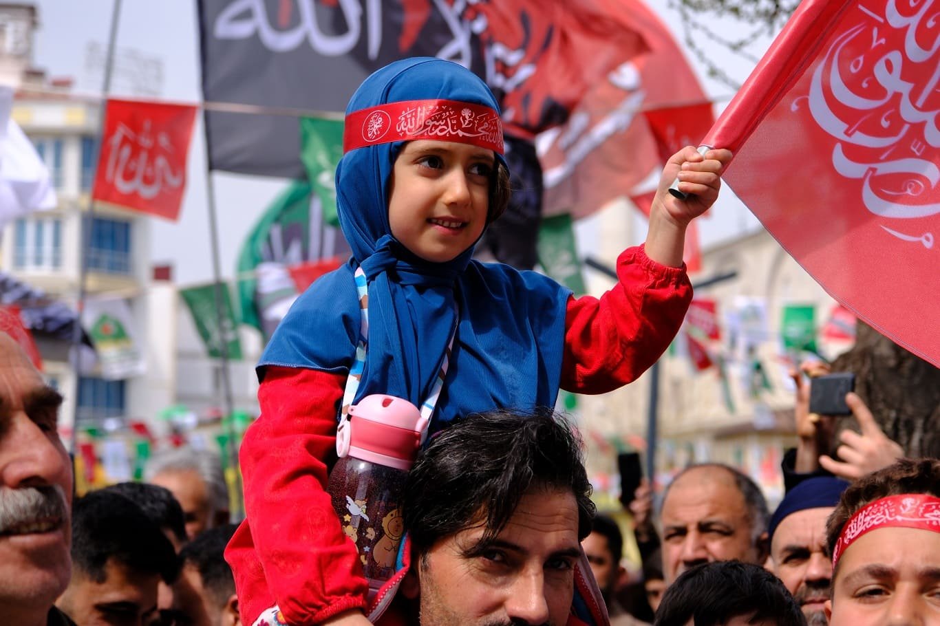 Van’da Meydanı Dolduran Çocukların Peygamber Sevgisi… (4)