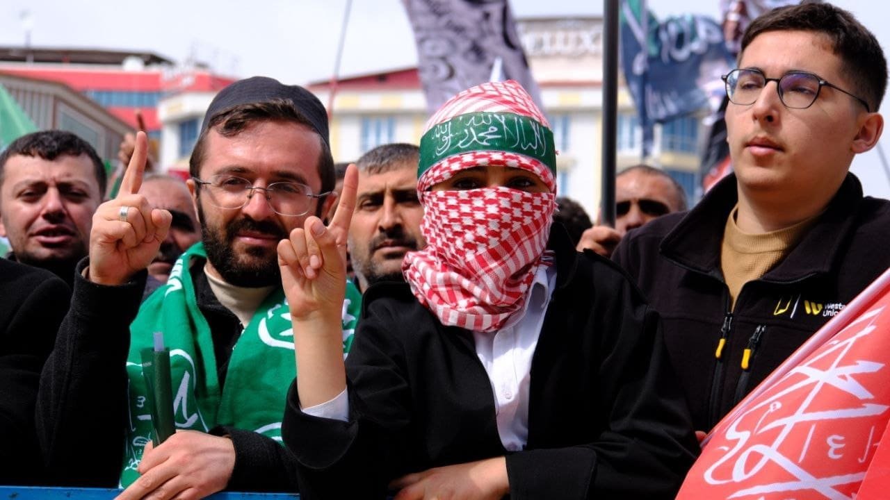 Van'da Muhammed-i bahar yaşandı: Meydan doldu taştı