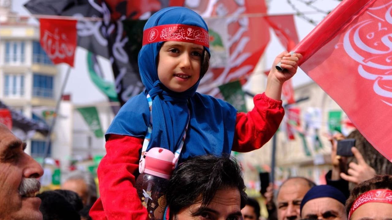 Van'da Muhammed-i bahar yaşandı: Meydan doldu taştı