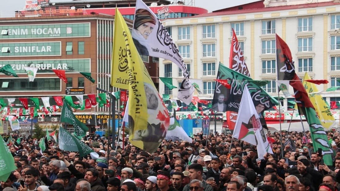 Van'da Muhammed-i bahar yaşandı: Meydan doldu taştı