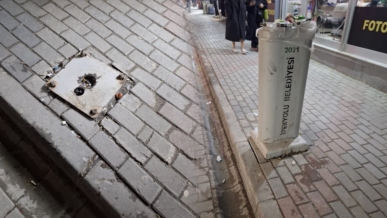 Van’da Sokak Aydınlatma Sorunu Esnafı Isyan Ettirdi (1)-1