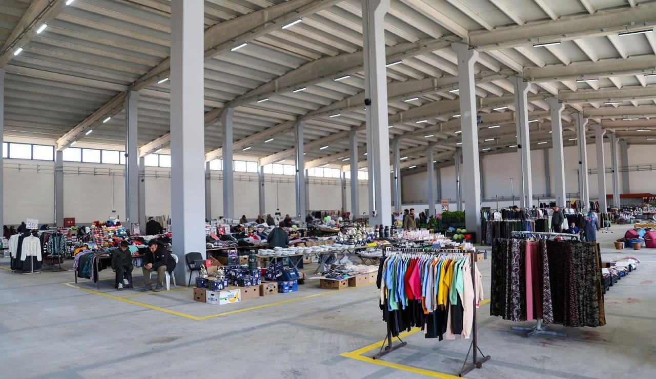 Van’da Sorun Çözüldü! Kapalı Semt Pazarları Açıldı (4)