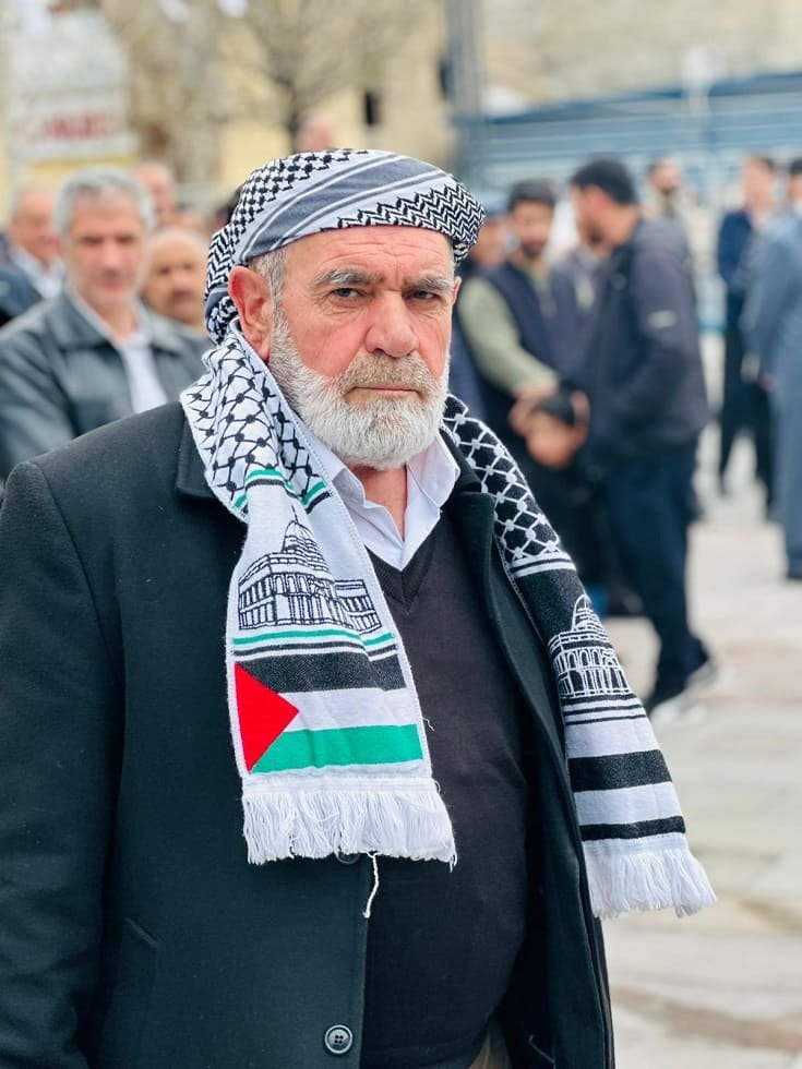 Van’da Yürekleri Titreten Sözler Denizler Mürekkep, Ağaçlar Kalem Olsa Yetmez! (1)