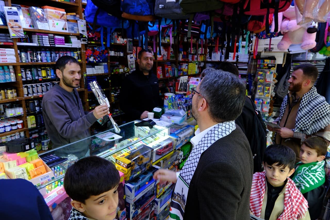 Vanlılar Mevlid I Nebi’ye Güllerle Davet Edildi (12)