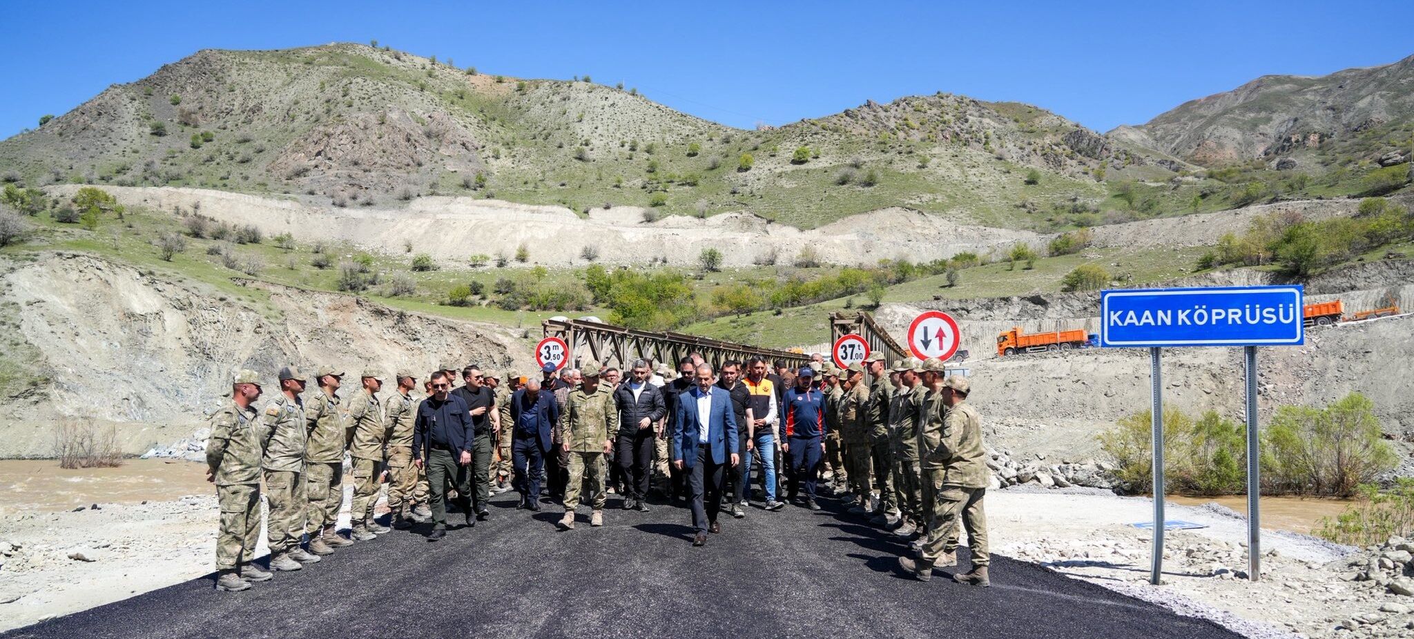 Hakkâri Van Yolunda 'Kaan Köprüsü' Hizmete Girdi 1