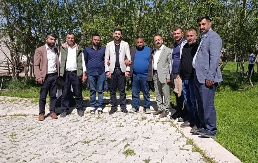 Hüda Par Gürpınar İlçe Başkanı Uygun’dan Bayram Ziyareti (3)
