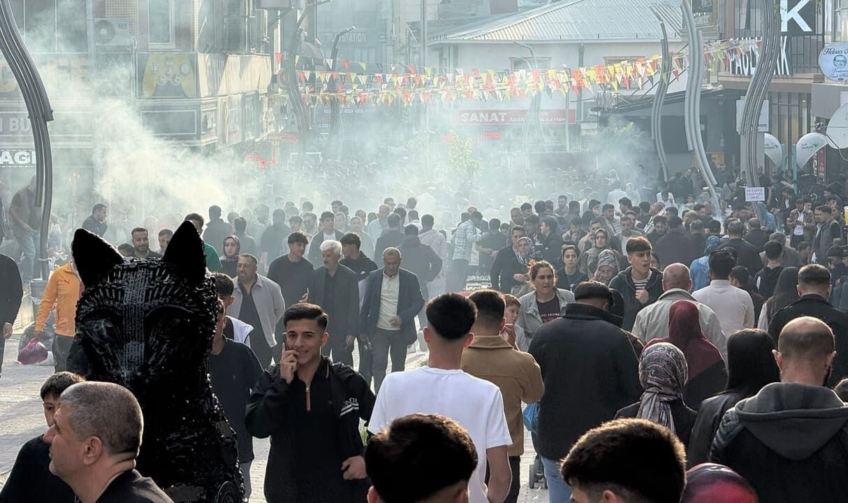 Van’da kent estetiği tartışması: İşlek caddeler panayır alanına döndü2