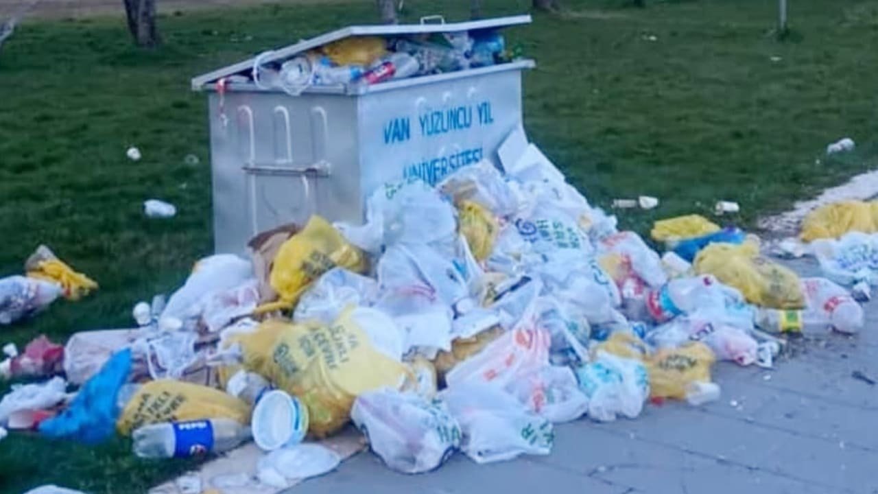 İpekyolu Kevenli Toki̇ Ve Yyü Yerleşkesinde Çöp Tepkisi (2)