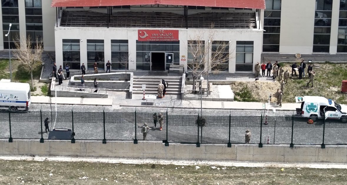 Kurubaş'ta Nefes Kesen Anlar Van Afad'dan Kbrn Tatbikatı 7
