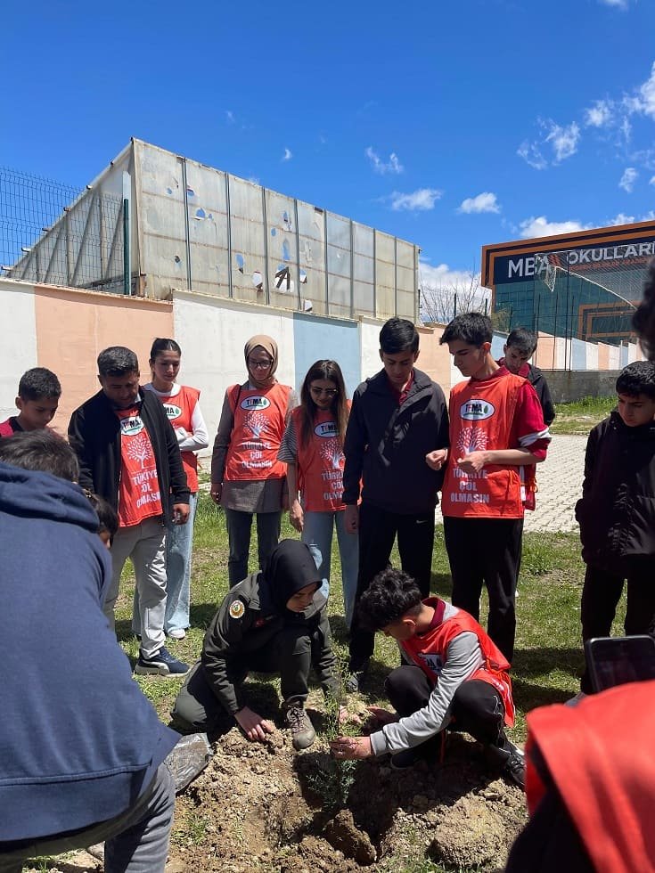 Tema Vakfı’ndan Van’da Lise Öğrencilerine Doğa Eğitimi (2)