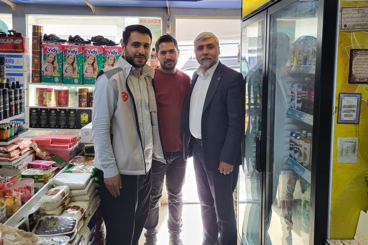 Umut Kervanı’ndan Muradiye’de Esnaf Ziyareti (3)