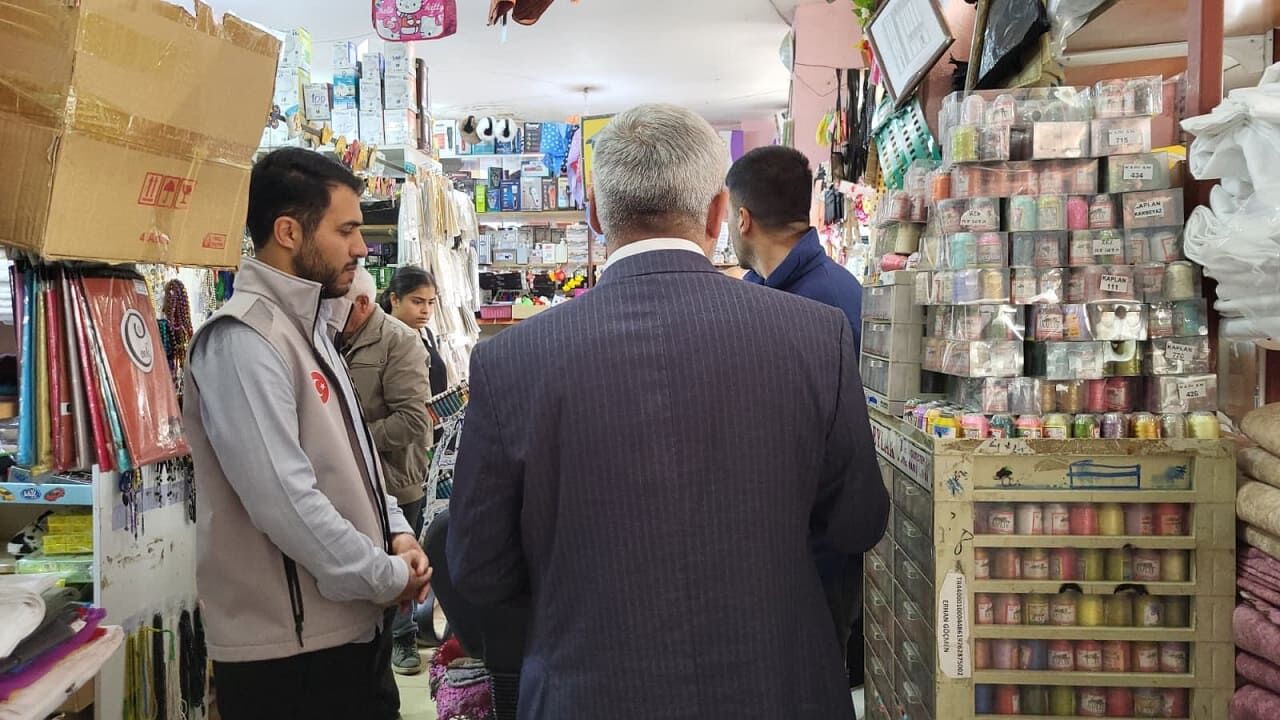 Umut Kervanı’ndan Muradiye’de Esnaf Ziyareti (6)