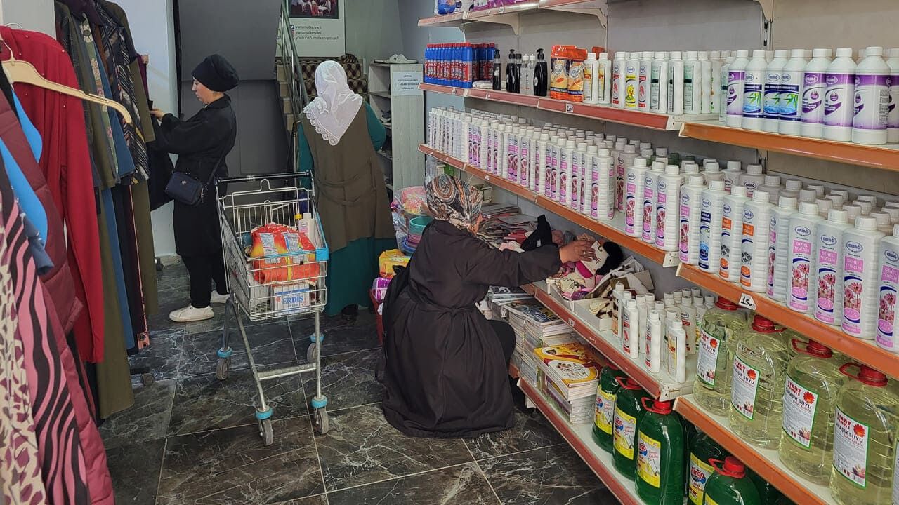Van Umut Kervanı, Ihtiyaç Sahibi Ailelere Yardımda Bulundu (8)