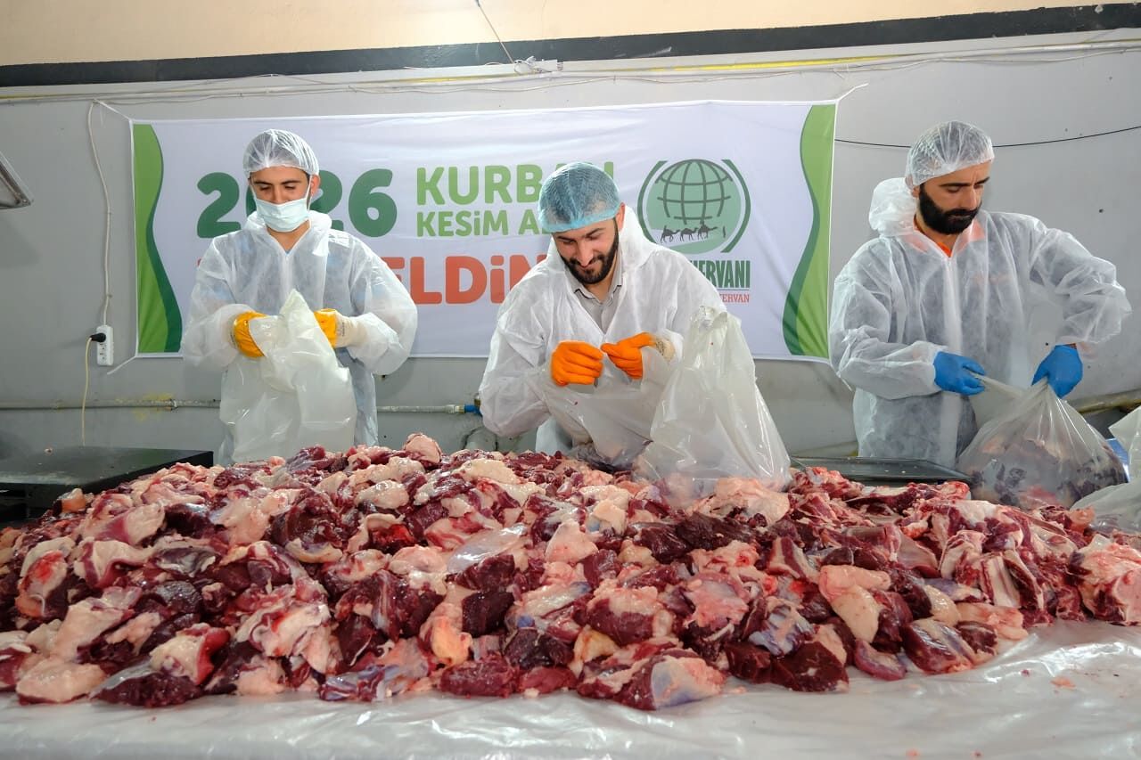 Van Umut Kervanı’ndan Toplu Kurban Kesimi! (2)