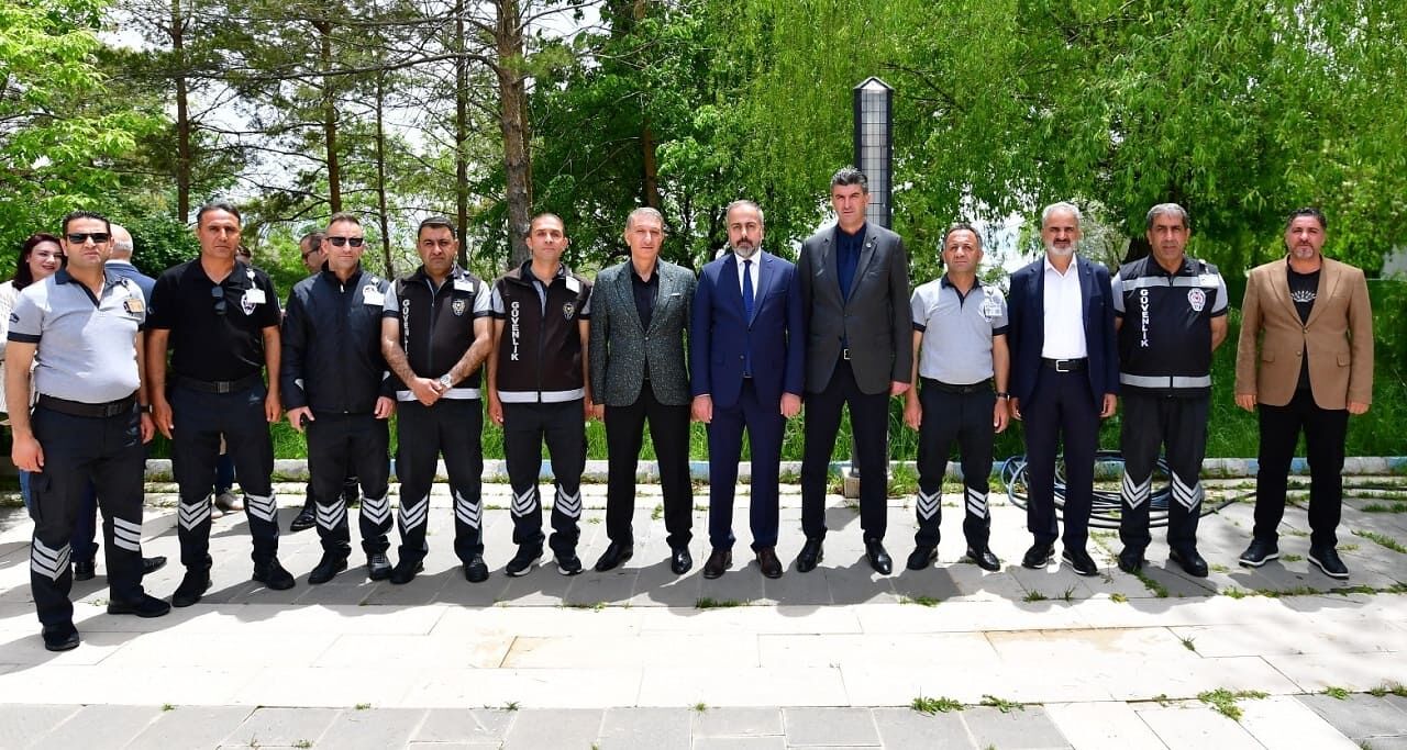 Van Yyü’de Geleneksel Bayramlaşma Töreni (1)-1