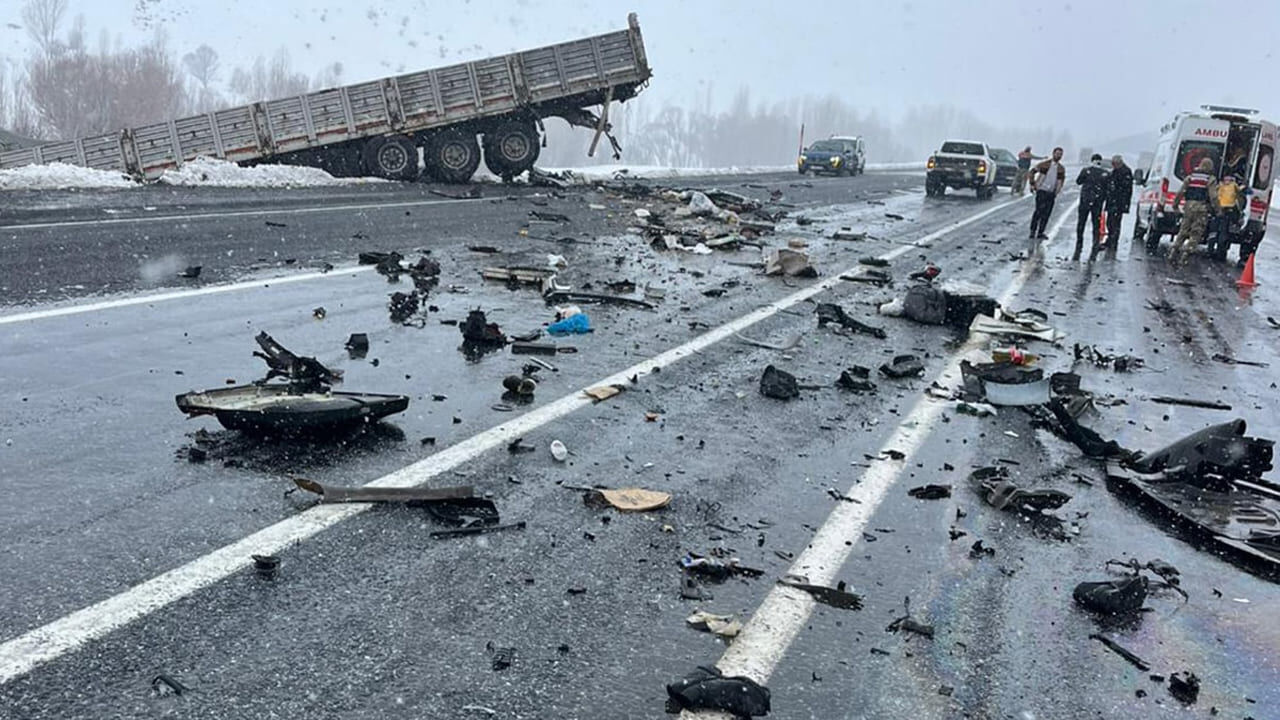 Van’da 3 Kişi Hayatını Kaybetti, 672 Kişi Yaralandı (3)