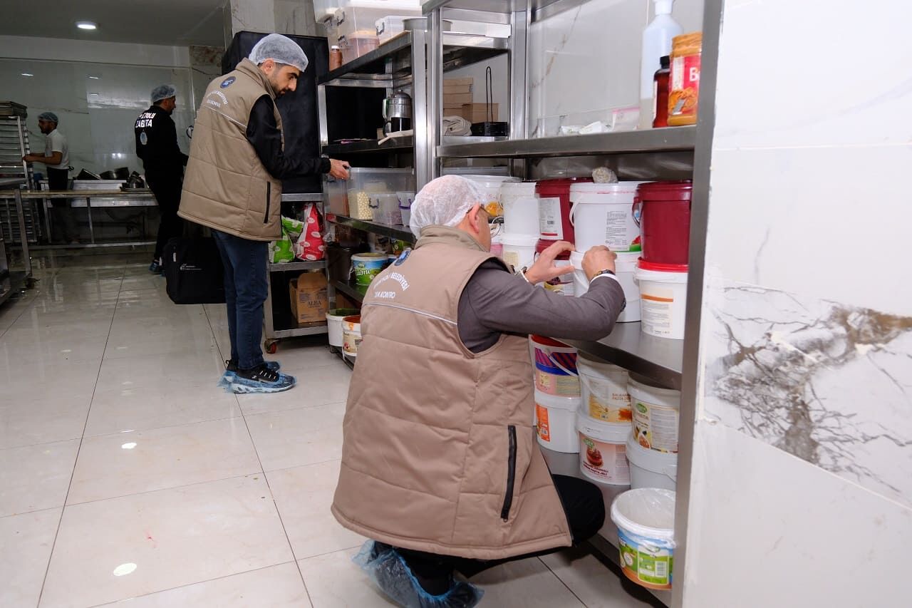Van’da Bayram Öncesi Tatlı Ve Gıda Işletmelerine Denetim (2)
