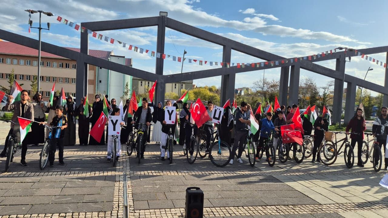 Van’da Pedallar Filistin Için Çevrildi (2)