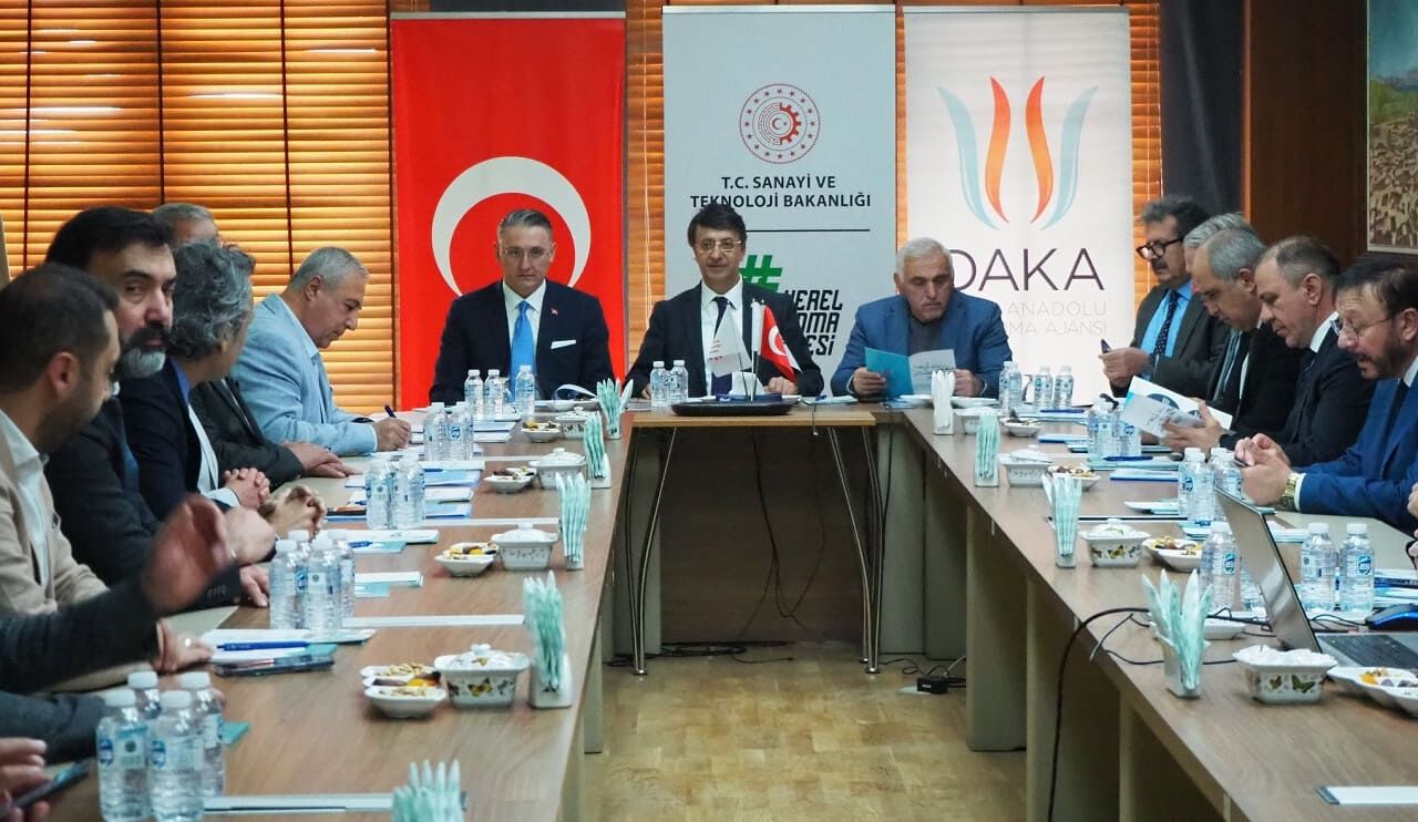Van’da Türkiye İran Ekonomik Iş Birliği Toplantısı (2)